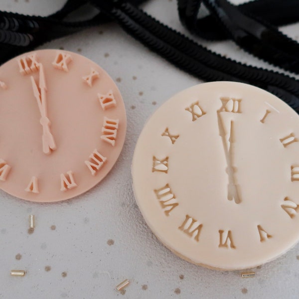 Clock Face -  Fondant Embosser / Stamp - cookies & cupcakes