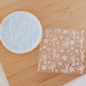 Winter Wonderland Fondant Embosser: Reindeer Christmas Cookies
