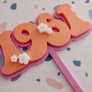 Retro Flower Power Acrylic Cake Topper: Personalized Birthday Party Decor
