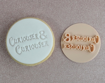 Curiouser and Curiouser - Embosseuse/tampon fondant - Biscuits et cupcakes - Tea Party