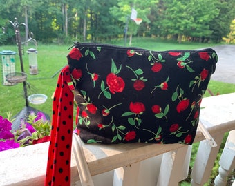 Gorgeous Red Roses  Wristlet, clutch bag, handbag, pouch