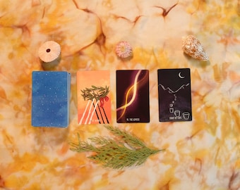 Honey Bee | Silk Tarot Cloth Hand Dyed Altar Cloth, Tarot Backdrop, Tarot Deck Wrap, High Quality Tarot Cloth, Silk Scarf