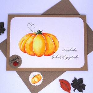Geburtstagskarte Herbst, schönes Kürbis Motiv in Aquarell, besondere handgemachte Kraftpapier Klappkarte mit Kuvert und Glückskäfer