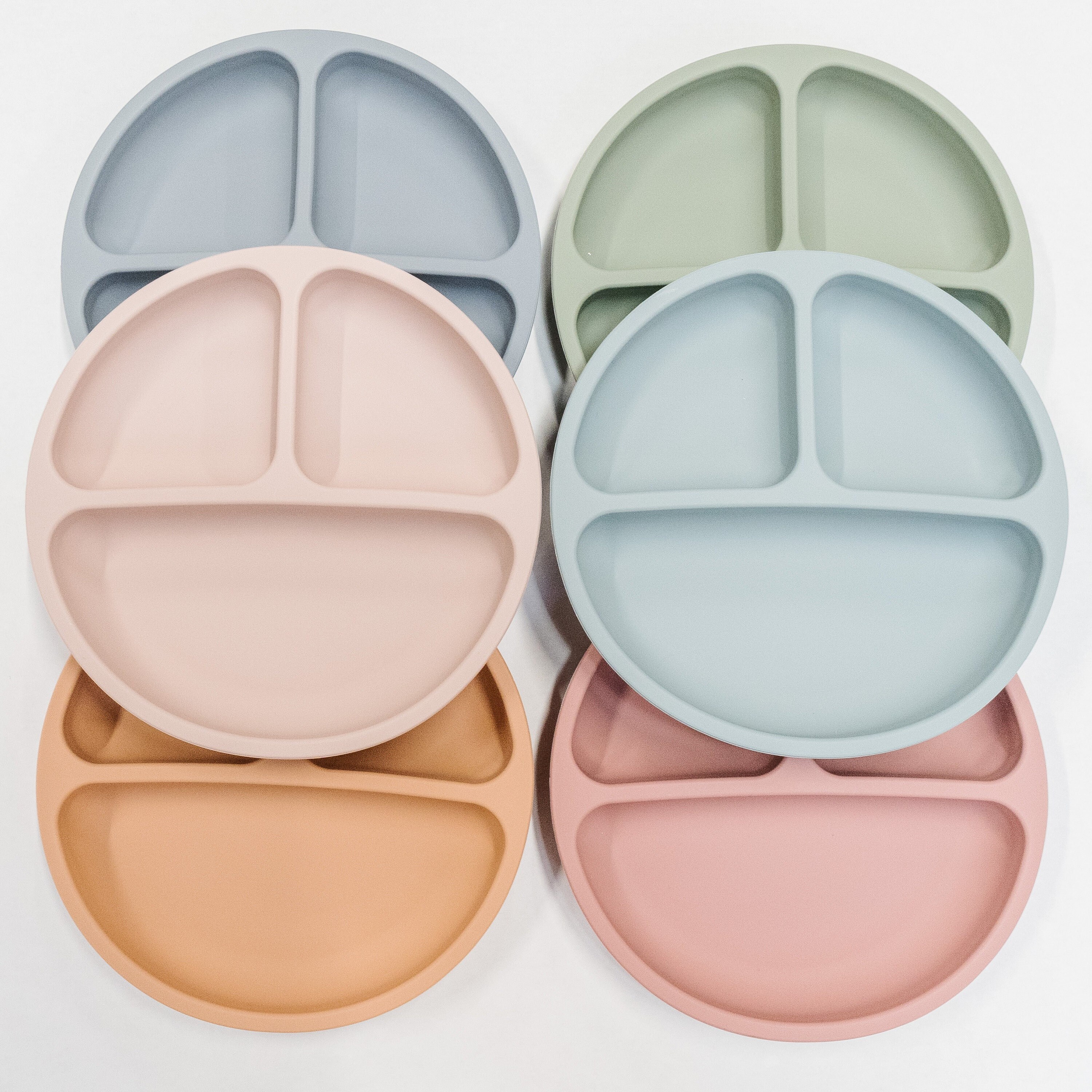 Tupperware Divided Plate for sale Only 4 left at 60