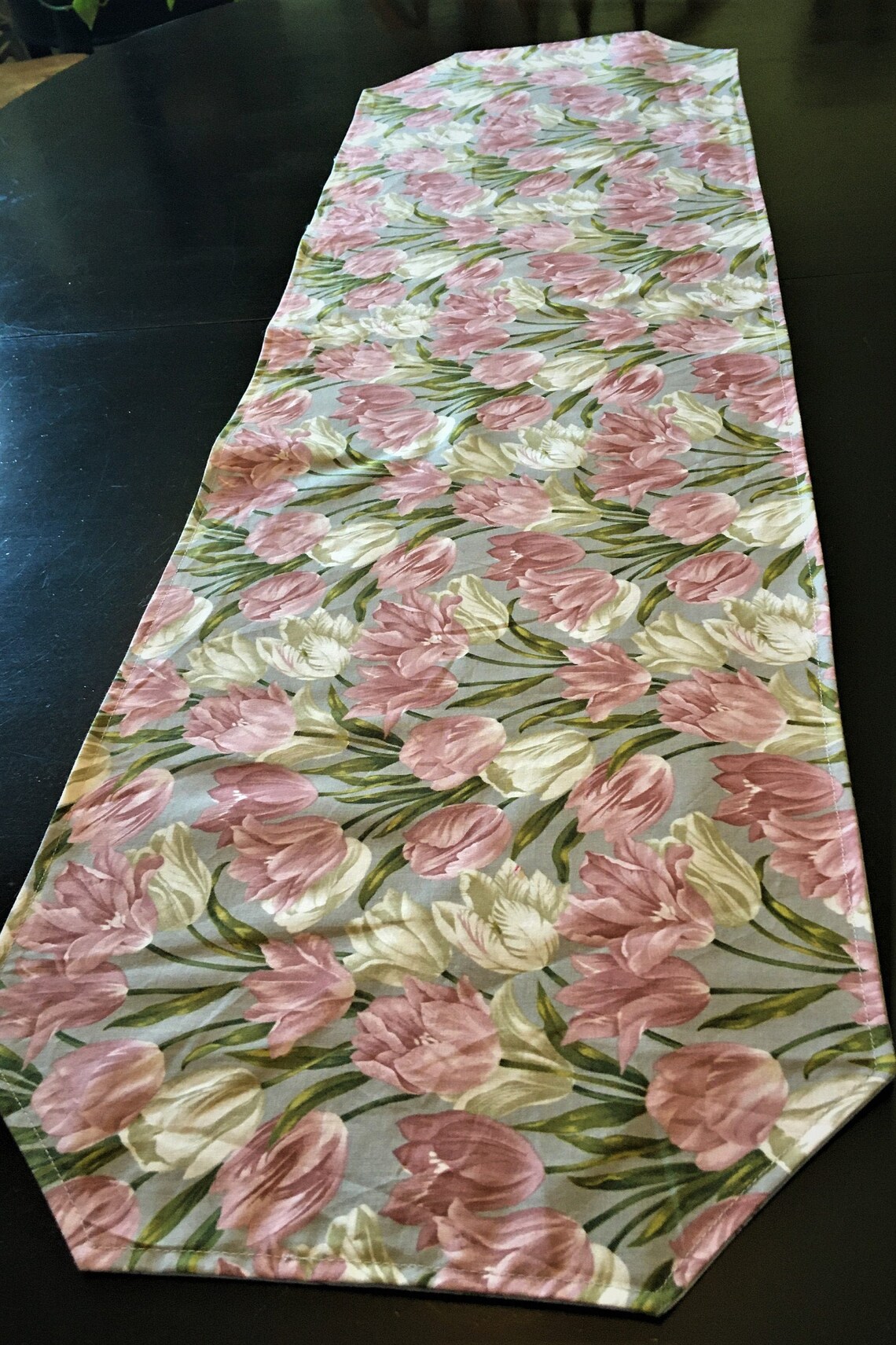 pink and grey table runner