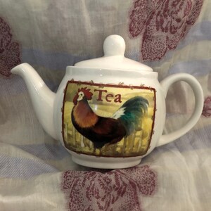 Vintage Rooster teapot