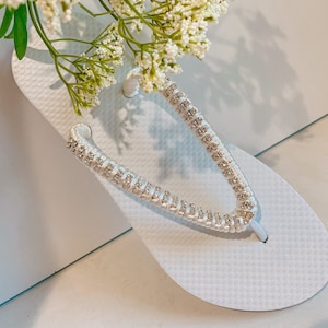 Bridal slippers, white sandals for beach wedding, custom bridal sandals, rhinestone sandals for women, wedding shoes, flip flops decorated