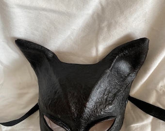 Enchanting Venetian Leather Cat Mask: Special Edition Elegance for Feline Admirers. Limited Availability