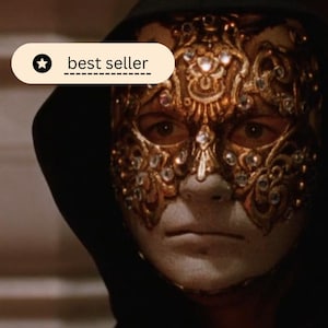 Original mask wear for Tom Cruise Original Model of Eyes wide Shut Original Piece Mask used by in the film Tom Cruise cloak Kubrick&#39;s masked