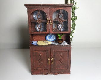 SVG files Miniature China Cabinet (scale adjustable)