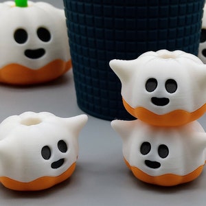 Pumpkin Ghost Straw toppers. Cute Halloween straw buddy. Spooky Starbucks Stanley Tumbler accessories. Trick or treat gifts
