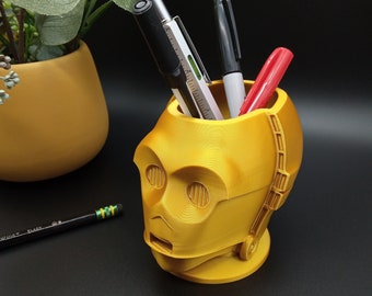 C3PO Desk Pen Holder | Pencil holder | Star Wars desk art | Fan art inspired C3PO | Co worker Gift | 3D Printed Pop culture desk decor