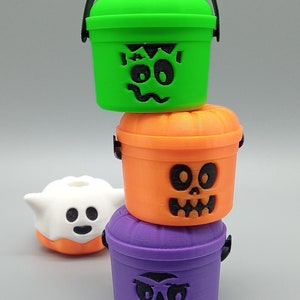 Straw Topper Halloween Boo buckets. McHalloween Boo Buckets. McDonald's Happy Meal Nostalgia. image 2