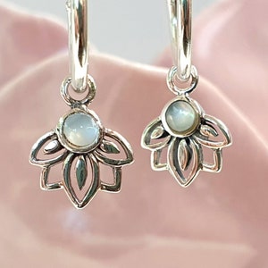 Blumen Ohrringe mit Perlmutt Muschel, Creolen Sterling Silber 925, Mother of Pearl