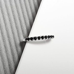 Ohrklemme, Ear Cuff Silber, Ohrmanschette, Ohrring Sterling Silber 925, Minimalistisch, Cuff Ohrringe mit schwarzem Edelstein