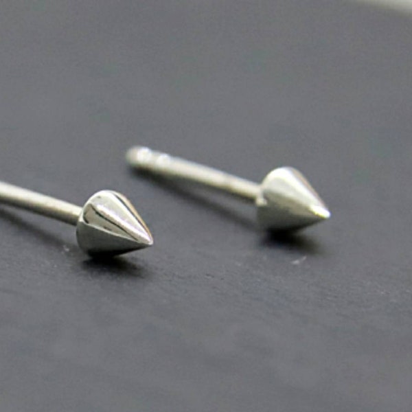 Mini stud earrings silver 925