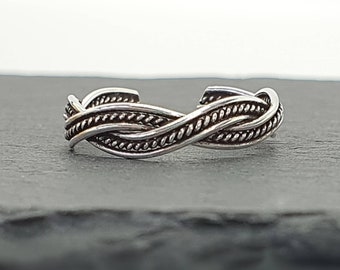 Toe ring silver