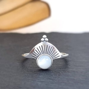 Mother of Pearl Ring - 925 Sterling Silver