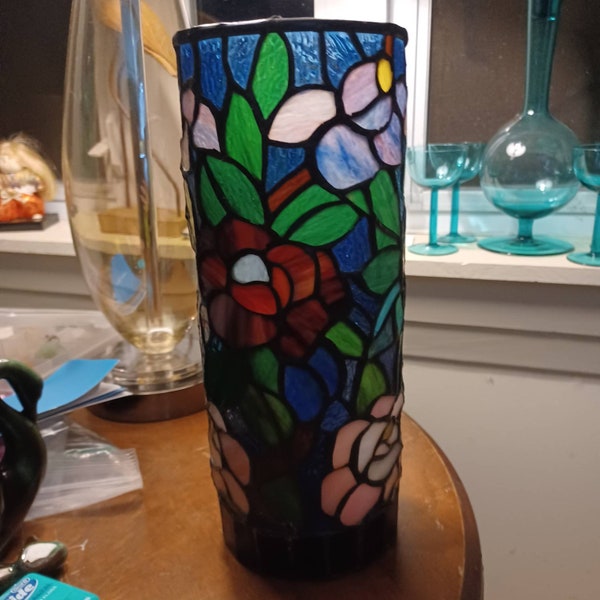 Stained glass candle cylindrical cover