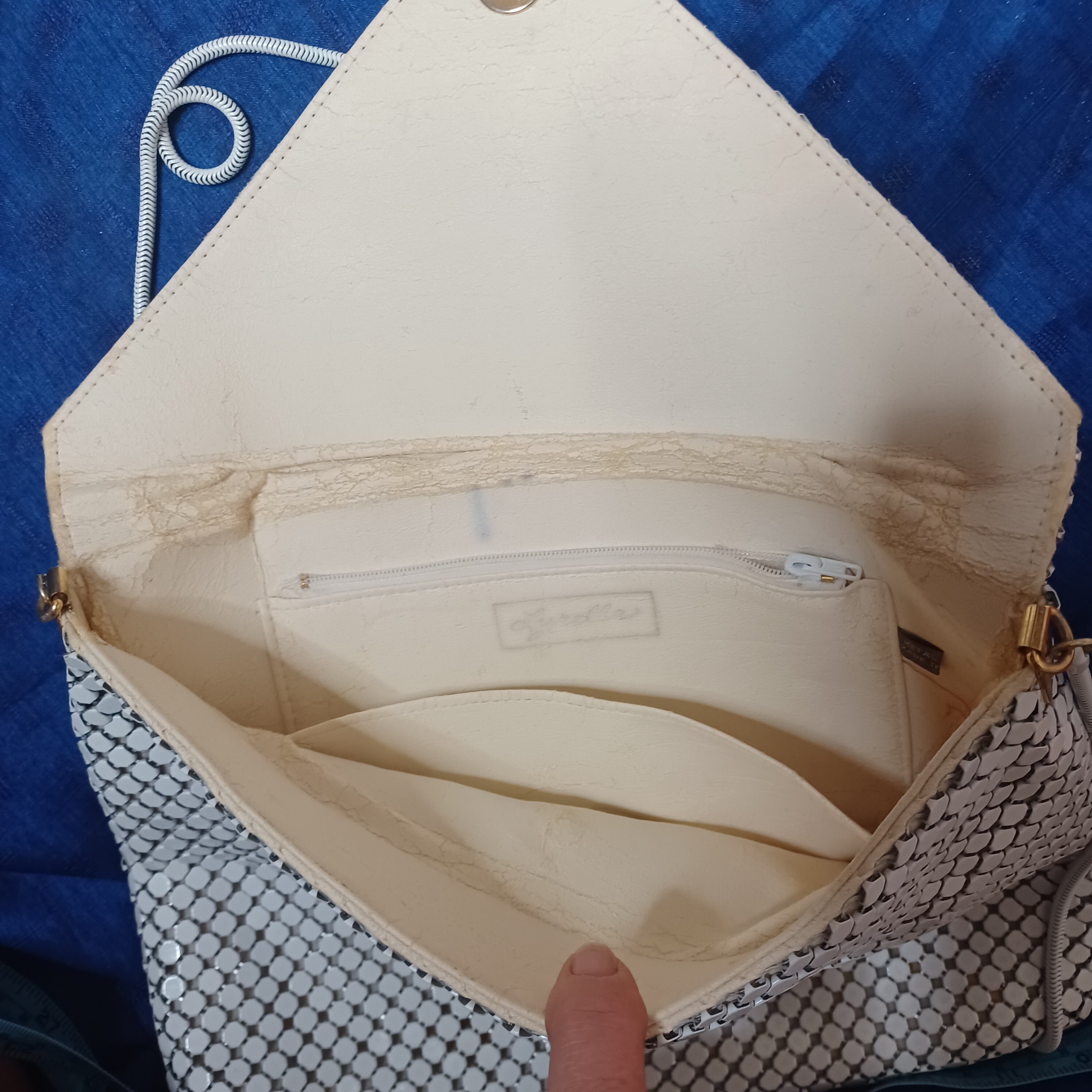 Lyrella purse shop