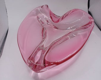 Val St Lambert unsigned heart ashtray glass bowl
