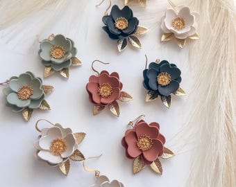 Elegant Blooms: Handmade Flower Earrings - Unique Polymer Clay Dangles for Women