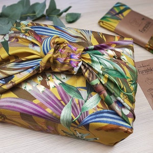 Furoshiki BW Satin Premium Limette Floral Geschenkverpackung aus Stoff Made in Deutschland Bild 3