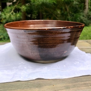 Ceramic Stoneware Pottery Bowl I Medium Sized Brown & Black Glazed Salad or Fruit Serving Bowl