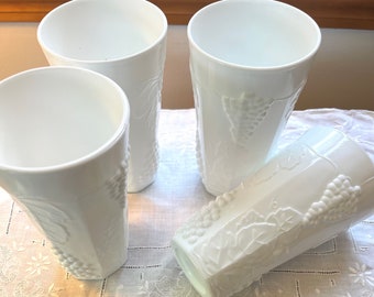 Vintage White Milk Glass Harvest Grape Heavy 12 oz. Ice Tea or Coffee Tumbler Glass Vintage I Drink-ware
