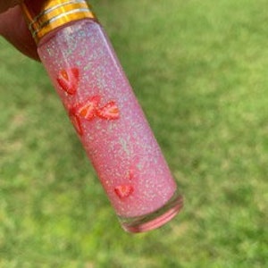 Lip oil Strawberry shortcake, peachy ,Mango and more