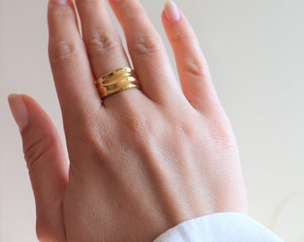 Anillo grueso chapado en oro de 18 quilates, joyería resistente al agua.