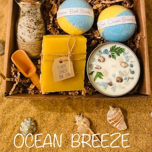 Ocean Breeze Spa Gift Set: Handmade Bath Bombs, Soy Candle & Salts