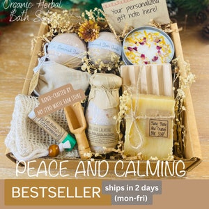 Spa Gift Set, Organic Body Care Set, Organic Bath Salts, Handmade Soy Candle(8Oz), Mother&#39;s Day gift, spa basket