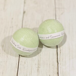 Set de regalo orgánico para spa antiestrés, con infusión de aceite esencial de eucalipto y menta verde. imagen 5