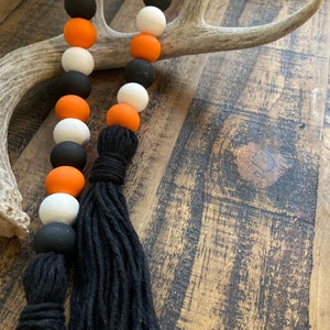 Halloween wood bead garland, fall decor, Halloween decor,