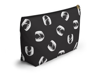 Fang Pattern Accessory Pouch