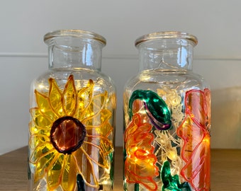 Hand painted glass sunflower or poppy vase,option for lights available,perfect gift