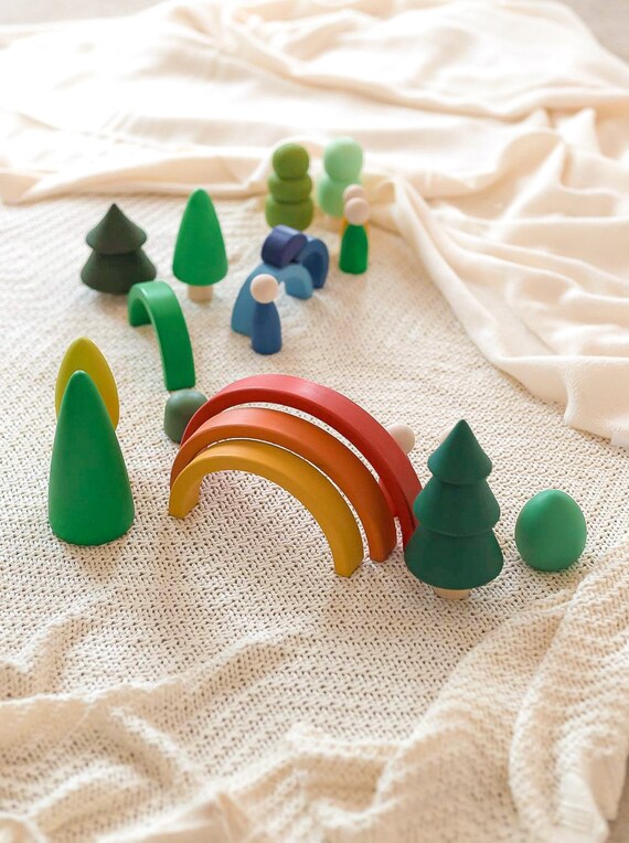 Pyramide Arc-en-Ciel jouet pour bébé - anneaux de couleurs à empiler -  matériaux d'origine végétale