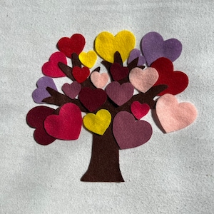VALENTINES TREE Felt set,heart tree felt, valentines felt story, circle time story, circle time, preschool, flannel board story