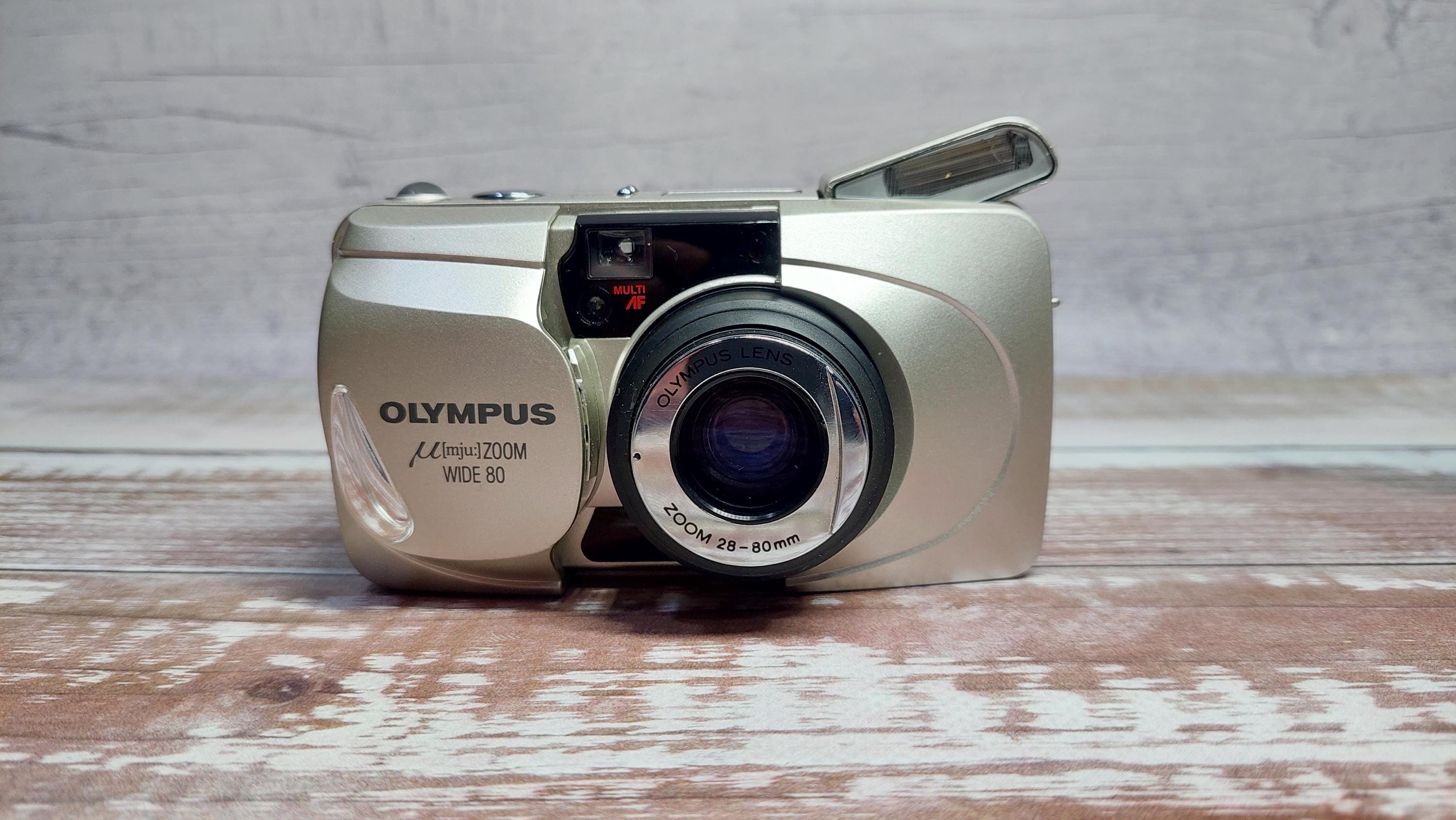 Olympus Zoom Wide 80 Olympus μ Mju Zoom Wide 80 Point Shoot