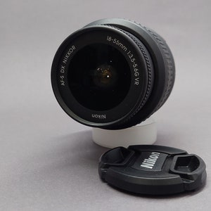 Lente Nikon, Nikon AF-S DX Nikkor 18-55 mm f/3.5-5.6G VR, Lente Nikon Universal Touring