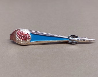 tie clip Space of the sixties is dedicated to the first manned flight into space