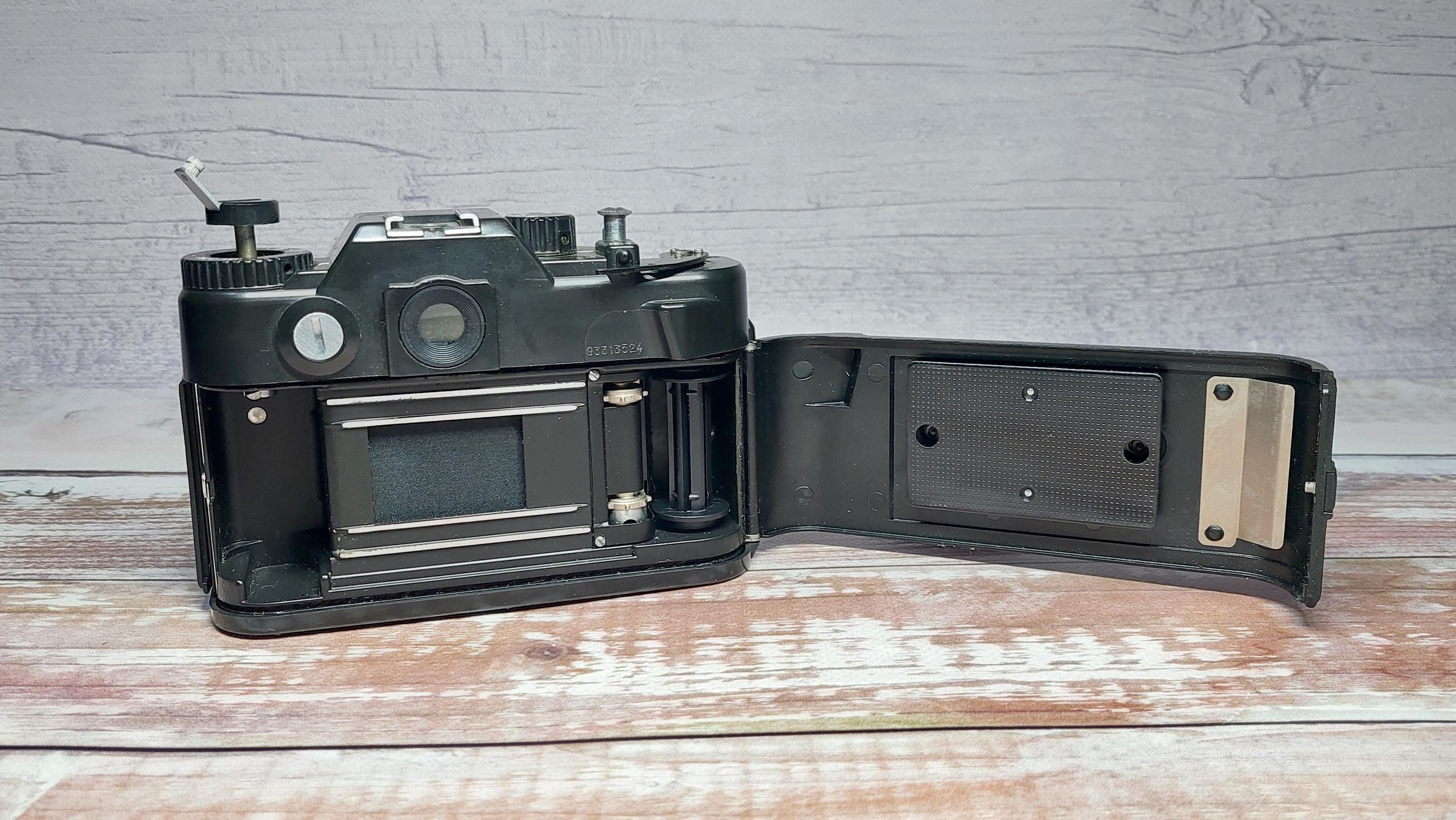 Zenit 122 35mm Film SLR Camera With Manual Control and Helios 44 M