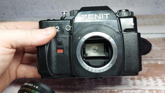 Zenit 122 35mm Film SLR Camera With Manual Control and Helios 44 M