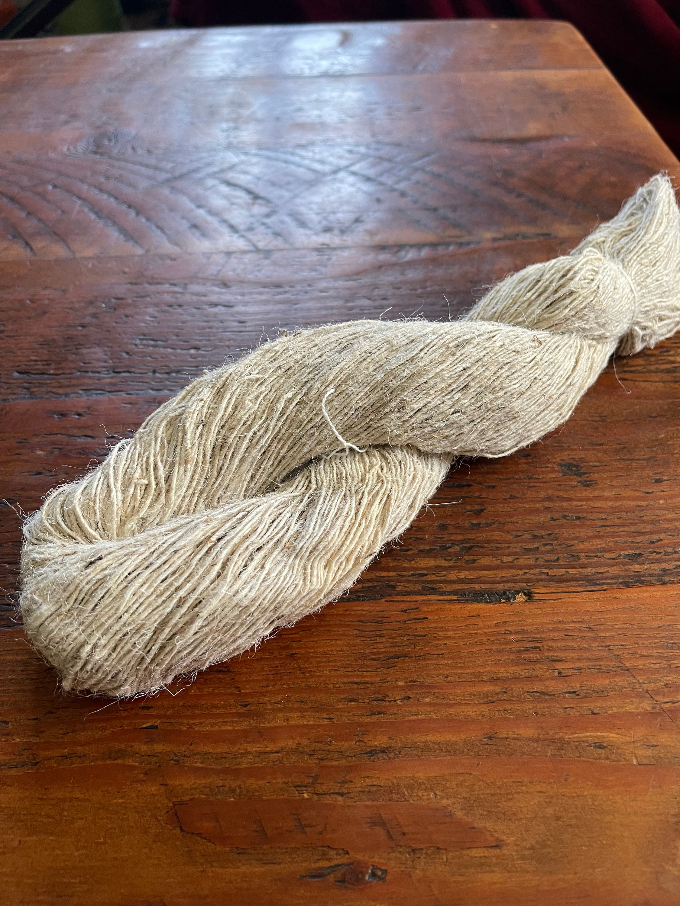 Pelote de laine de yack - Filé main, laine naturelle - Artisans