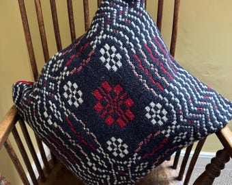 Handwoven double weave, welsh wool cushion - design 003