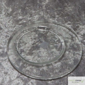 Exclusive glass plate in clear design with stylish edge decoration - versatile decoration idea for special occasions, candle plate candle holder