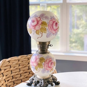 Gone with the wind on sale double globe lamp
