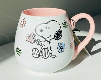 NEUE Keramik-Kaffee-/Teetasse Snoopy mit Blumen in Rosa und Weiß für Frühling und Sommer – Muttertagsgeschenke – Snoopy-Liebhaber-Geschenke – Geschenke für sie