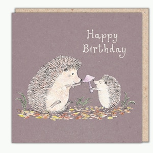 Tarjeta de felicitación de cumpleaños de erizo, 'Forest Treasure' de PaperBird
